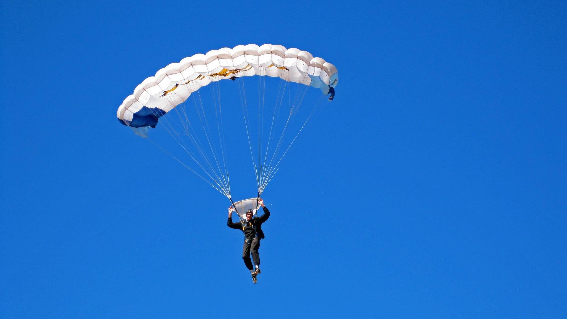 线下电竞嘉年华观众爆满，产业链加速成熟，电竞嘉年华gec